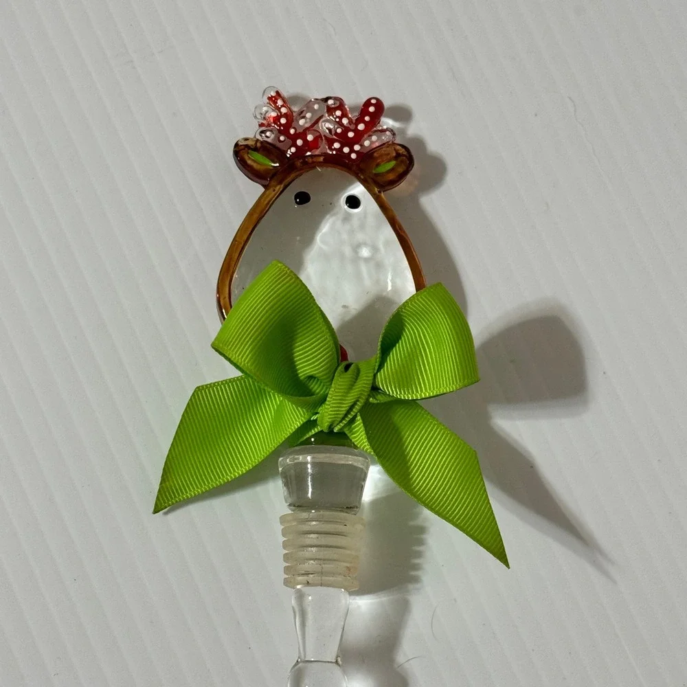 Hand Blown Glass Reindeer Wine Bottle Stopper Christmas Holiday Red Green Bow